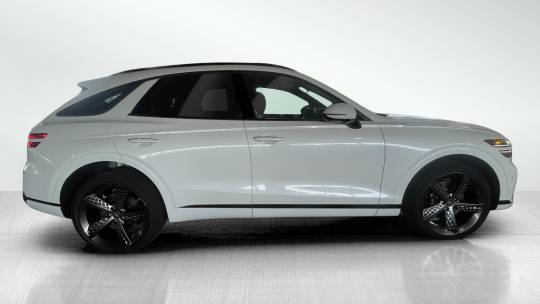 2025 Genesis GV70