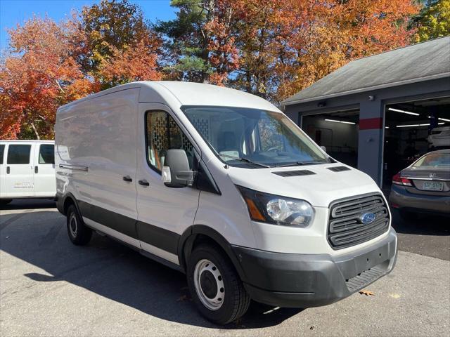 2019 ford transit-150 base
