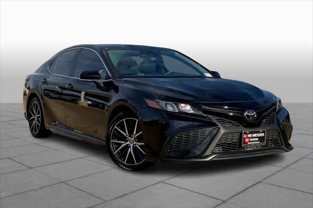 2024 toyota camry se
