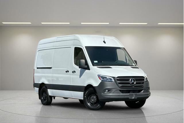 2023 mercedes-benz sprinter 2500 standard roof