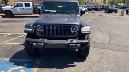 2024 Jeep Gladiator