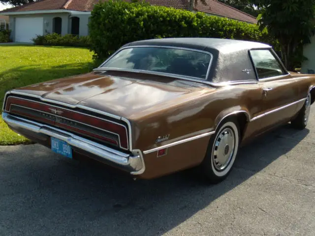 1971 ford thunderbird,2 door,429 v8,72,000 miles,drives great,florida car