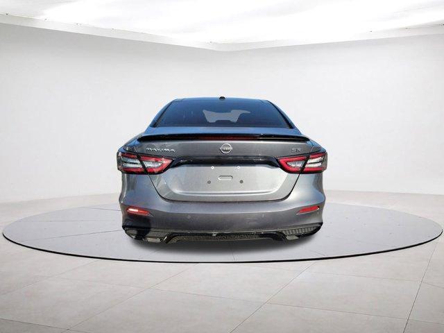2023 nissan maxima sr