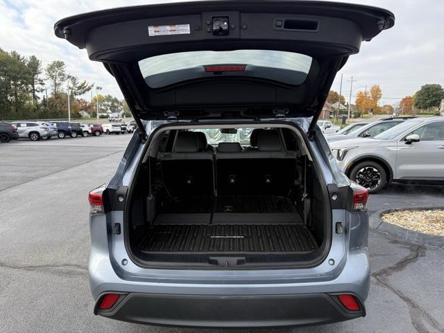2021 toyota highlander hybrid xle