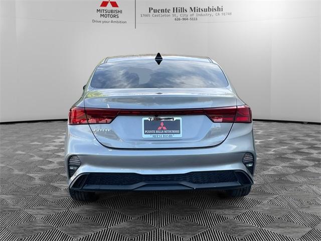 2022 kia forte lxs