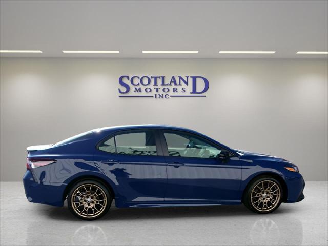 2024 toyota camry se
