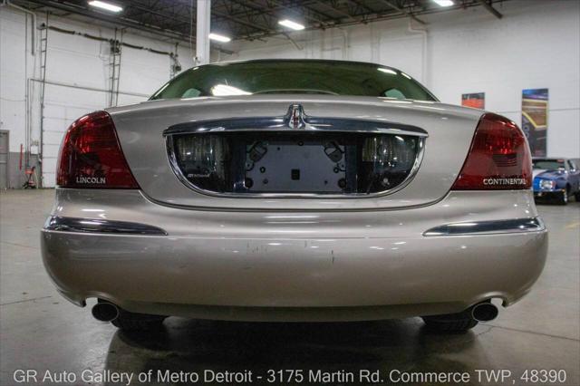 2000 lincoln continental base 4dr sedan