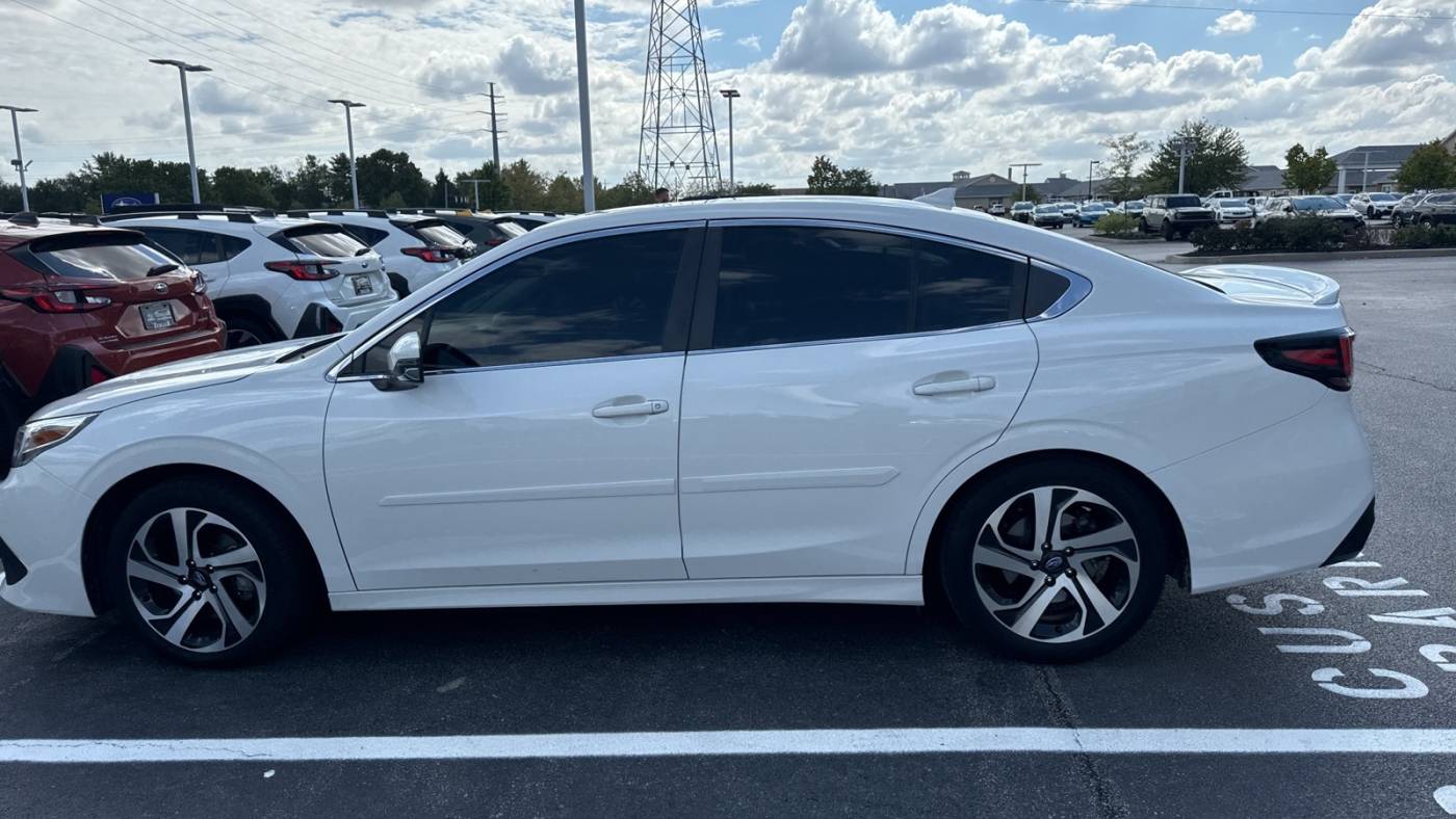 2022 subaru legacy limited xt