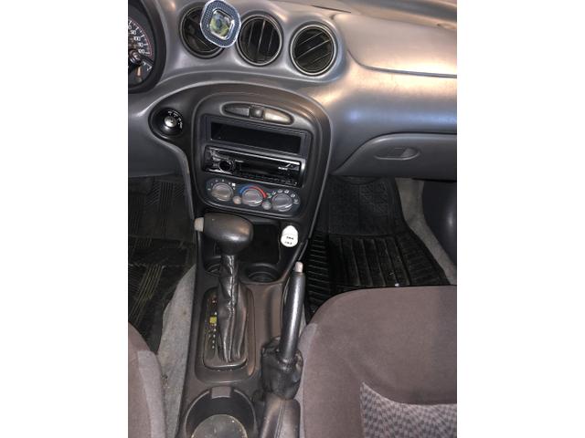 2004 pontiac grand am se 1