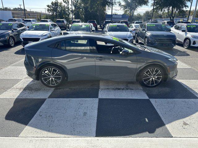 2024 toyota prius xle