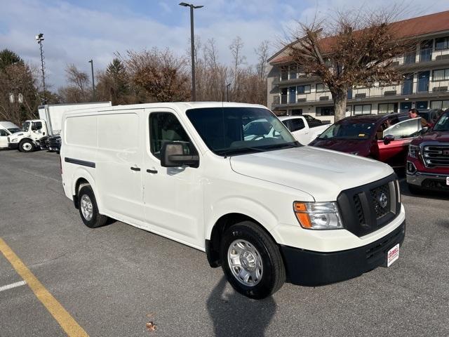 2016 nissan nv cargo nv2500 hd sv v6/sv v8
