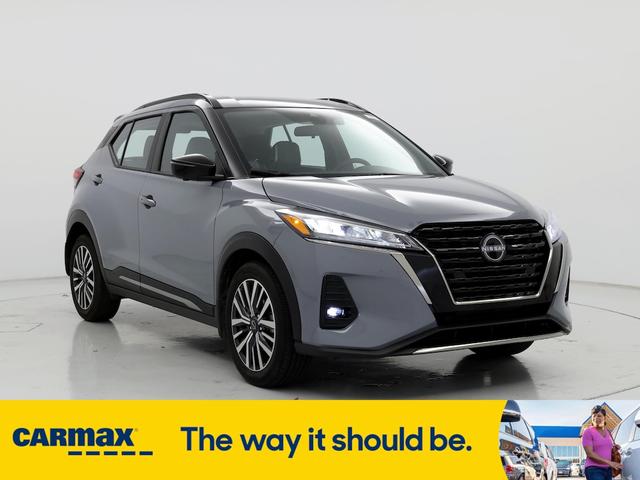 2024 nissan kicks sr