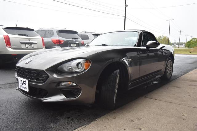2017 fiat 124 spider base