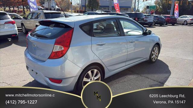 2012 hyundai accent se