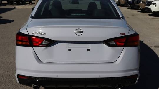 2025 Nissan Altima