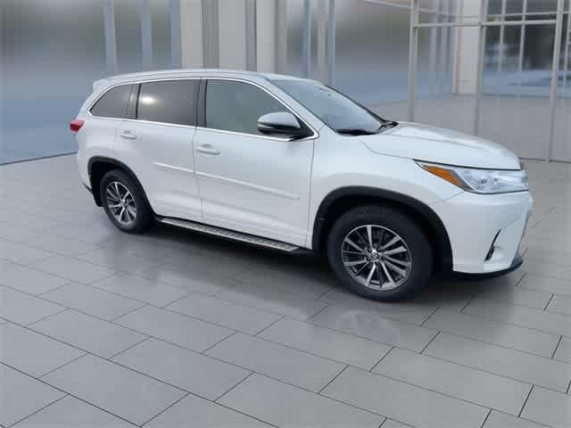 2018 toyota highlander xle