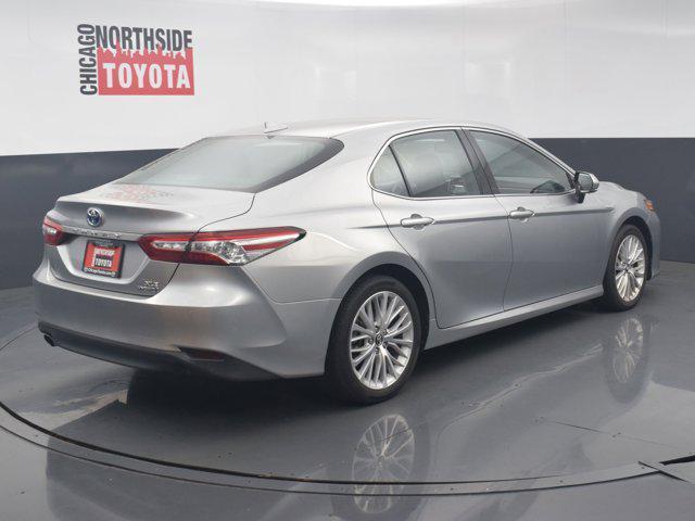 2020 toyota camry hybrid xle