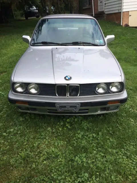 1991 bmw 318is base coupe 2-door 1.8l silver e30 120,000 miles