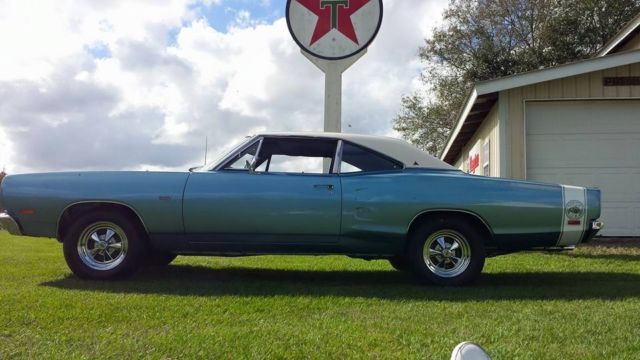 1969 dodge super bee 383 auto;numbers matching - 1 owner til 2012; post car