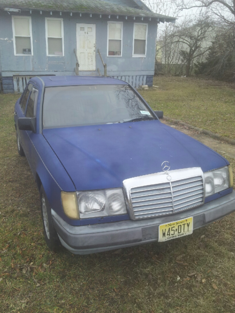 1987 mercedes-benz 300d w/ greasecar automotive kit installed-straight veg. oil