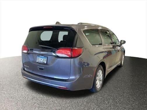 2017 chrysler pacifica touring-l in otsego, minnesota