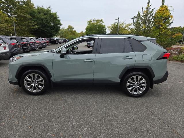 2021 toyota rav4 xle premium