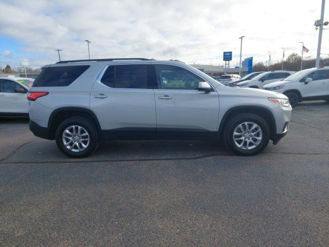 2021 chevrolet traverse lt cloth
