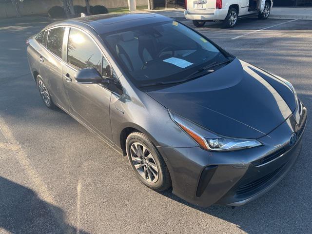 2020 toyota prius l