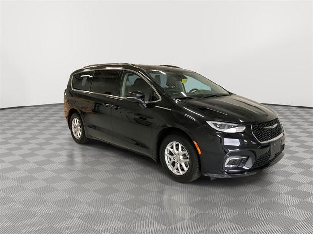2022 chrysler pacifica touring l