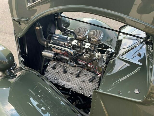 pebble beach concours d'elegance blue ribbon and dearborn 1st place winner