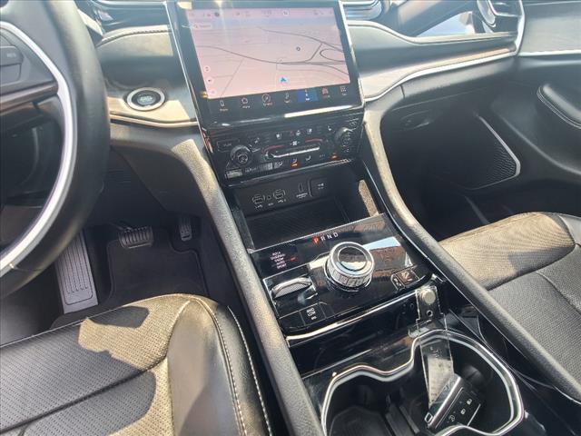 2022 jeep grand cherokee 4xe base
