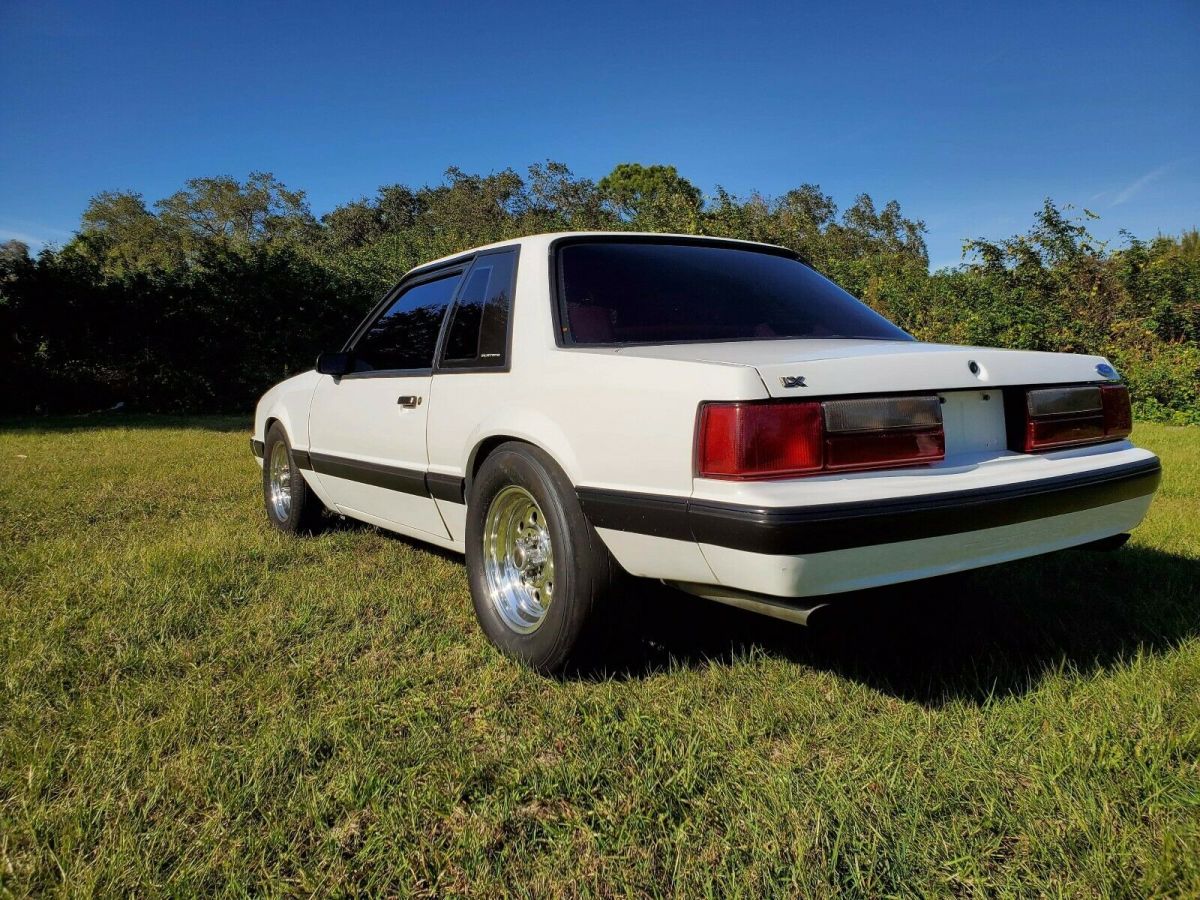 5.0 coupe, notchback