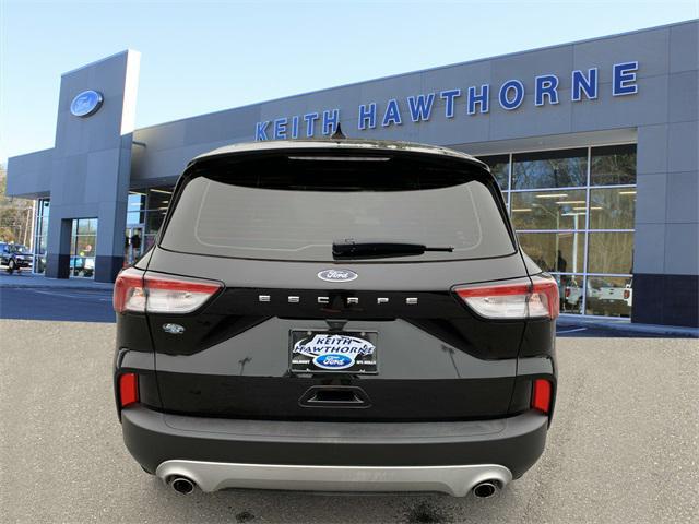 2022 ford escape s