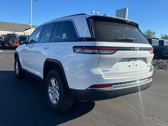 2022 jeep grand cherokee laredo