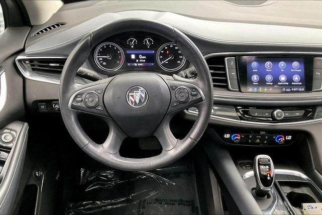 2021 buick enclave essence