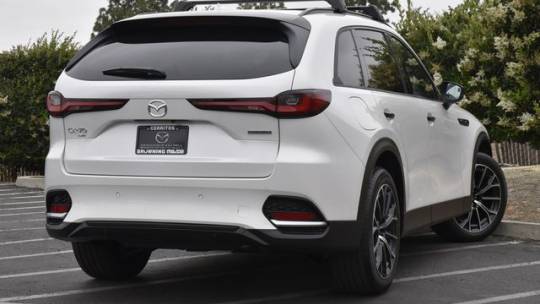 2025 Mazda CX-70