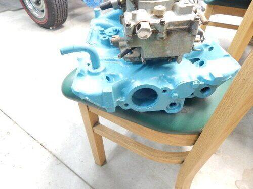 tripple duece manifold and carbs for a 1964 pontiac v-8. the manifold has been san