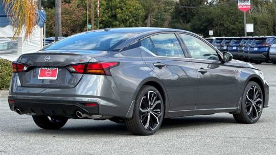 2025 Nissan Altima