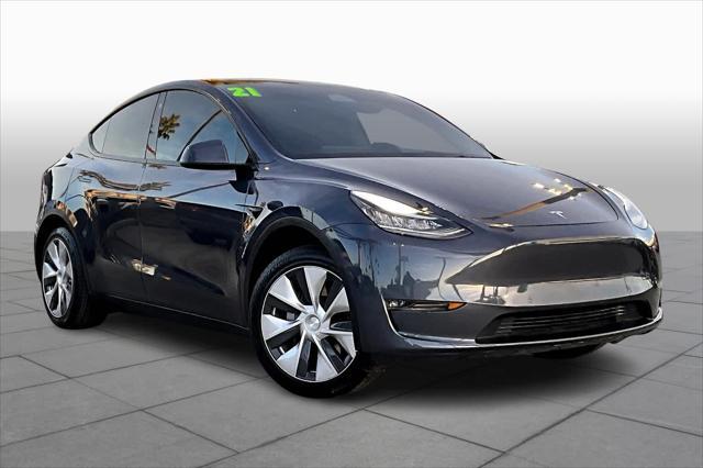 2021 tesla model y standard range rear-wheel drive