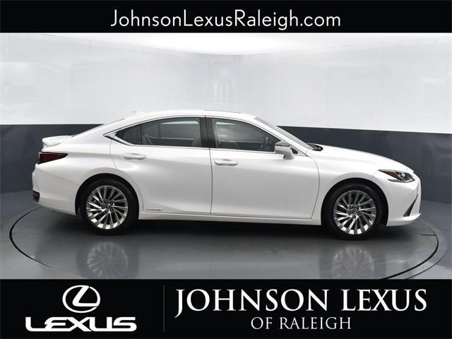 2019 lexus es 300h luxury