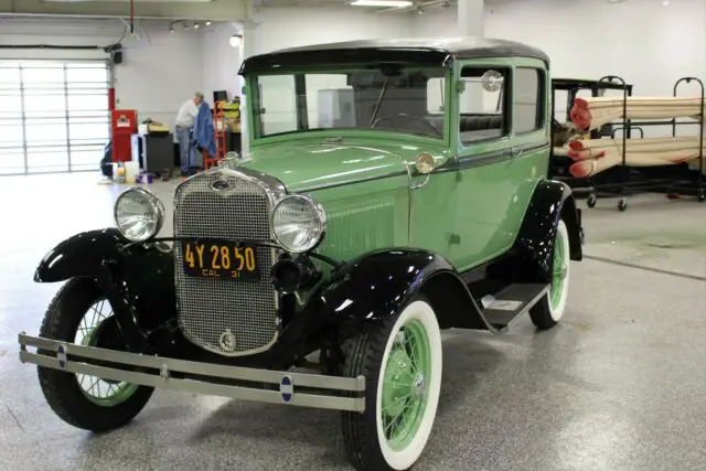 ford 1931 model a ford 2 dooir sedan
