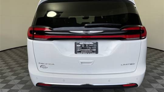 2024 Chrysler Pacifica