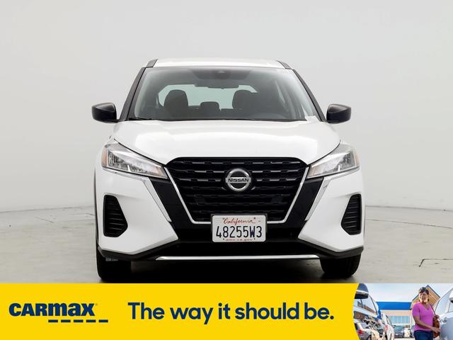 2021 nissan kicks s