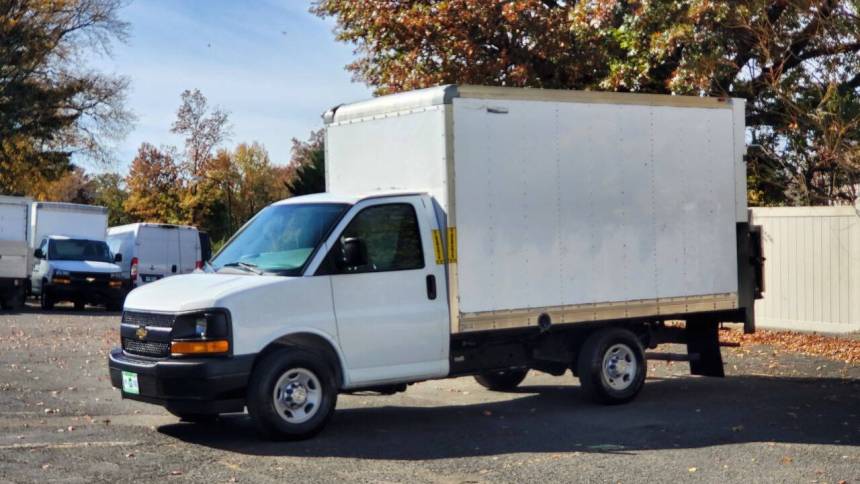 2017 chevrolet express 3500