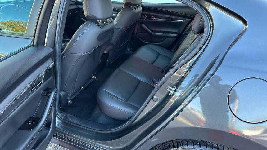 2021 mazda mazda3 sedan preferred