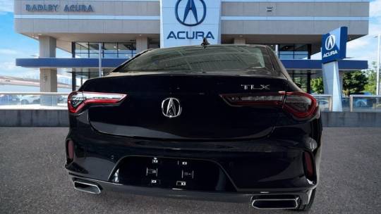 2025 Acura TLX