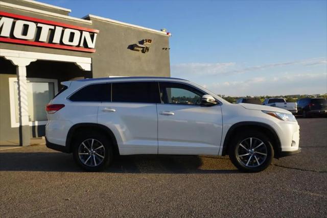 2017 toyota highlander xle