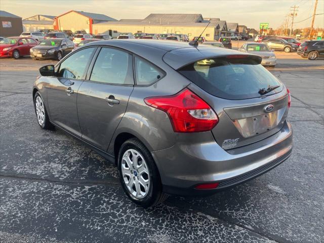 2012 ford focus se