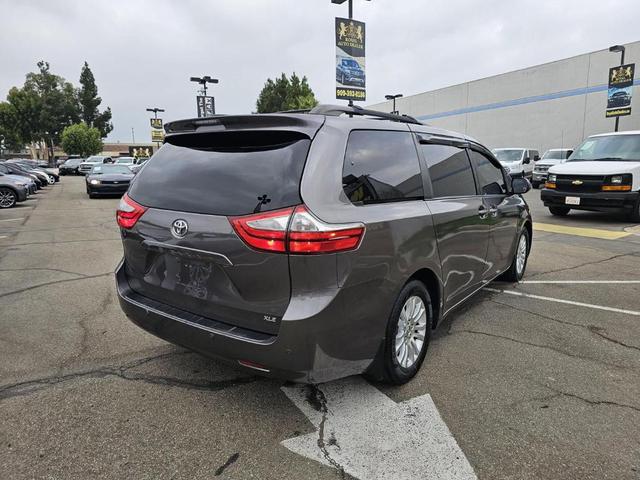 2015 toyota sienna xle