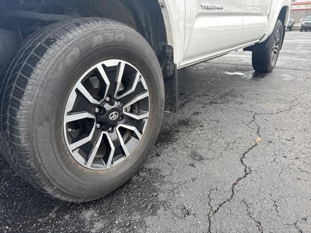2020 toyota tacoma trd sport